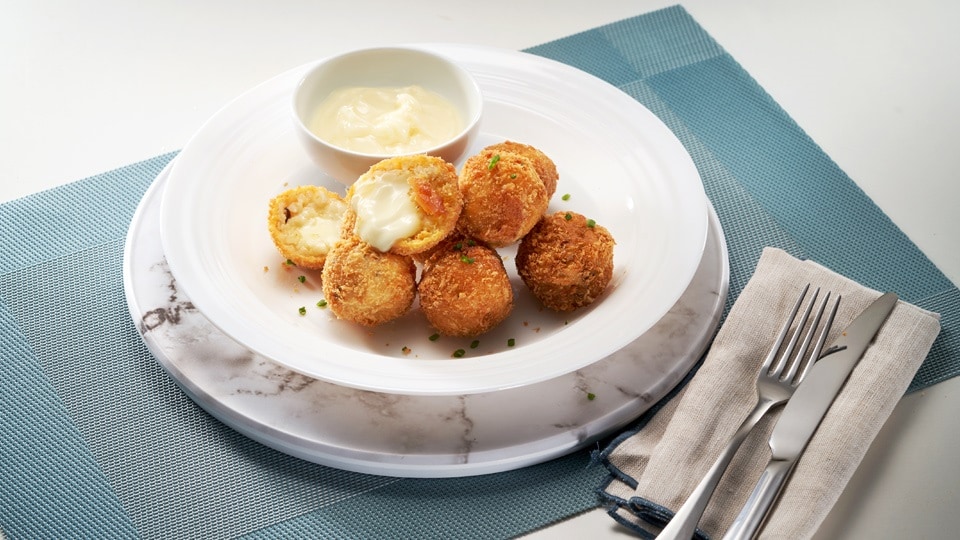 Crunchy And Cheesy Arancini Balls