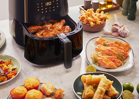 https://www.philips.com.au/c-dam/b2c/master/experience/consistency-campaign/airfryer/EU7/philips-airfryer-variety-L.jpg